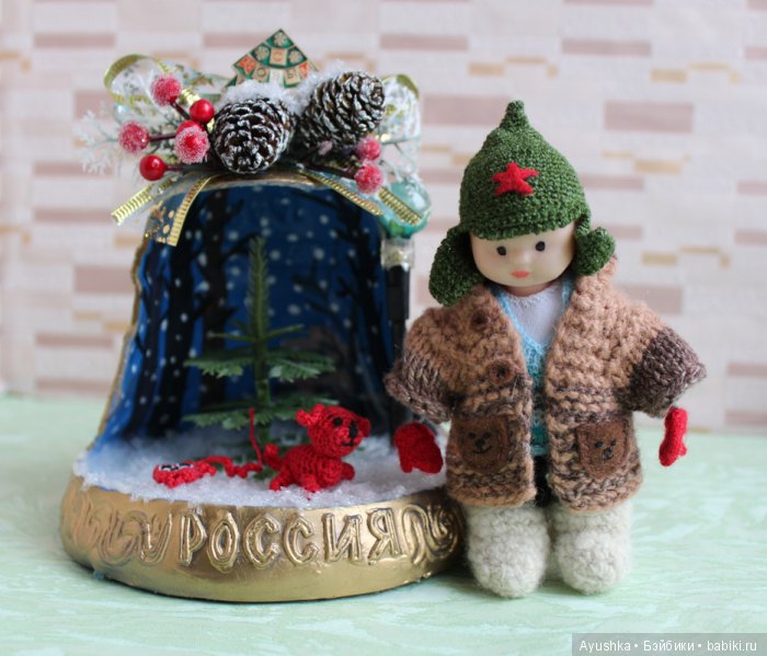 Новогодняя кукольная миниатюра - ночник по мотивам мультфильма СССР "Варежка"