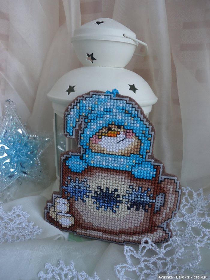 Новогодние украшения с вышивкой