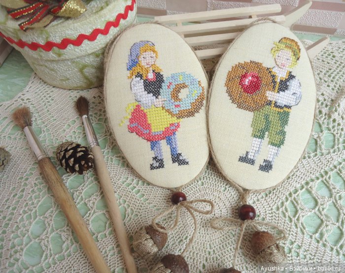 Новогодние украшения с вышивкой (фото 7)