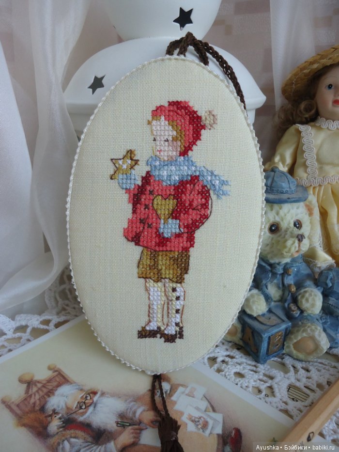 Новогодние украшения с вышивкой