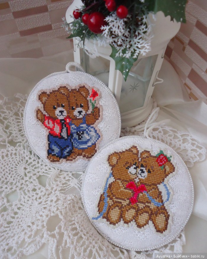 Новогодние украшения с вышивкой