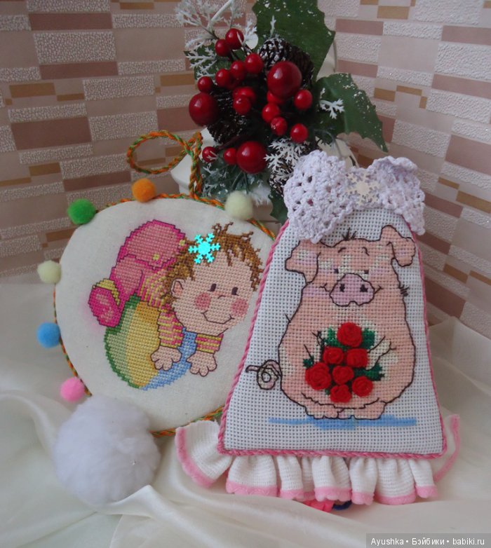 Новогодние украшения с вышивкой