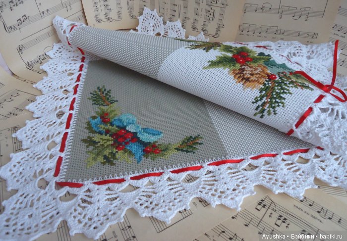 Новогодние украшения с вышивкой