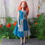 Стильное  платье  для Барби Barbie сине-голубое в технике колорблок с украшением