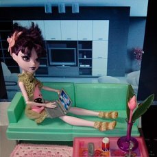 Вяжу одежду и аксессуары для кукол Монстер Хай (Monster High) от 200 руб