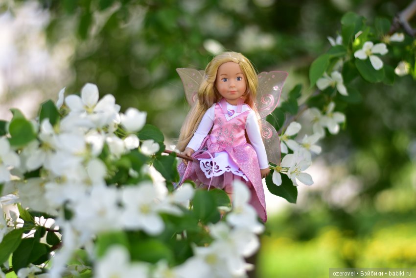 Маленькая фея Большого Цветочного Дерева
