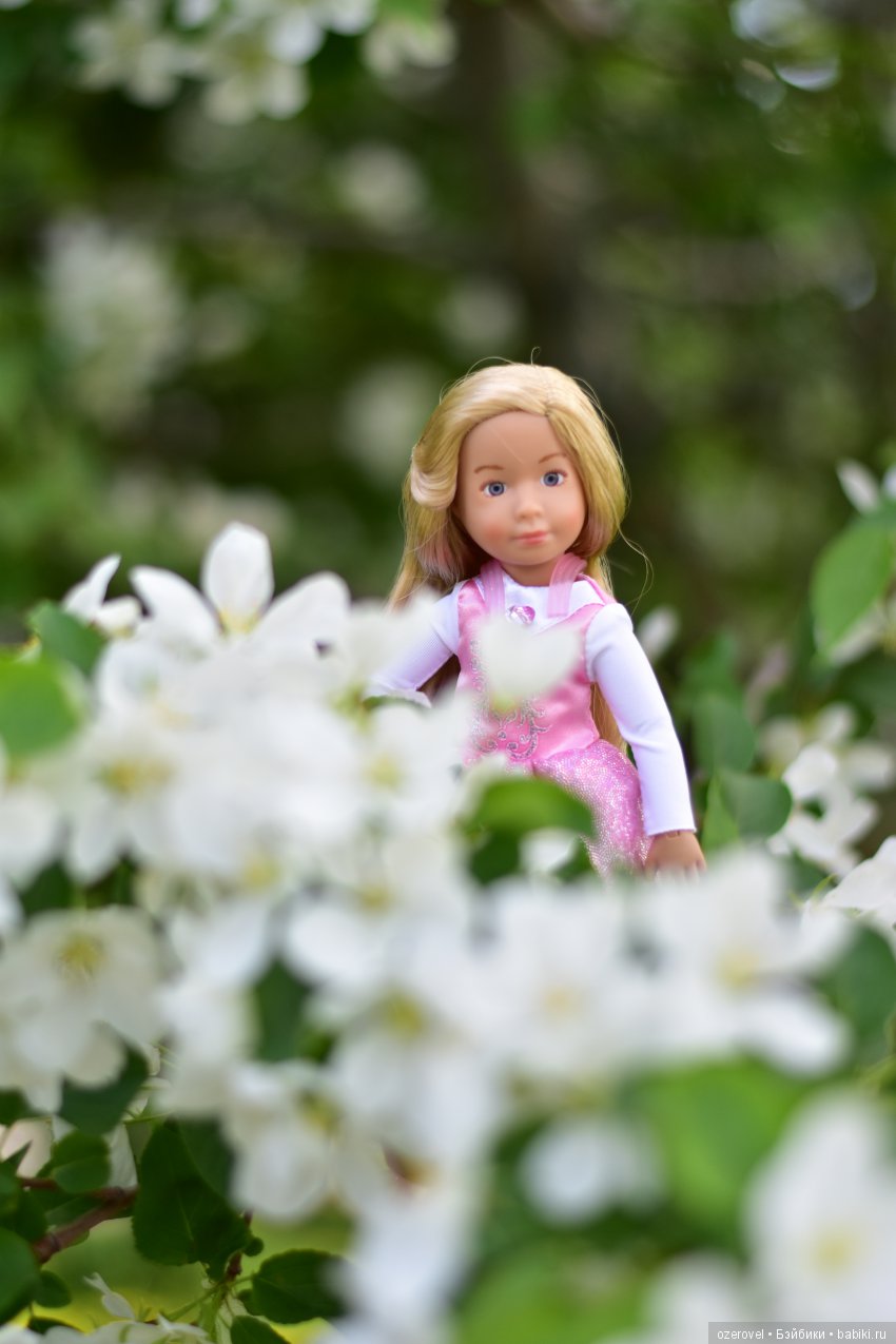 Маленькая фея Большого Цветочного Дерева