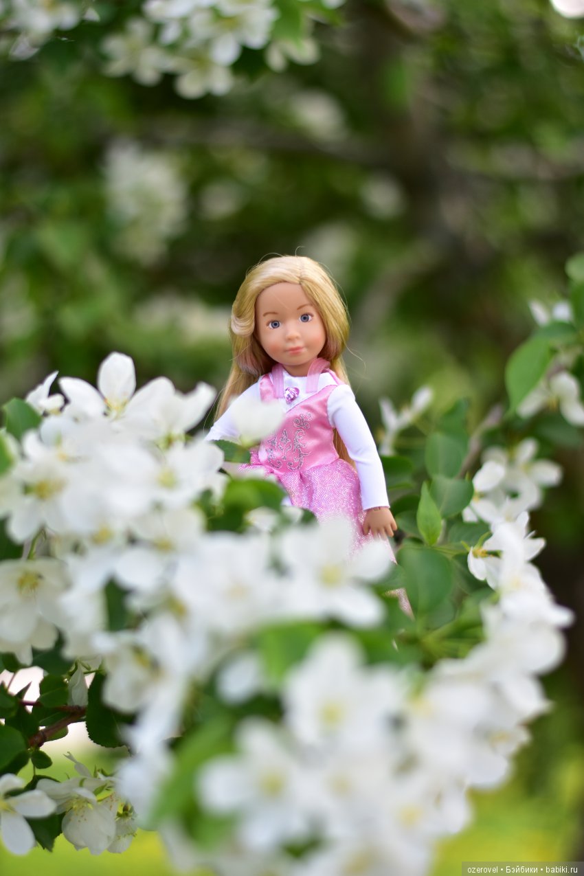 Маленькая фея Большого Цветочного Дерева