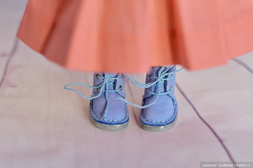 Куклы тоже любят новую обувь - 2 (фото 9)