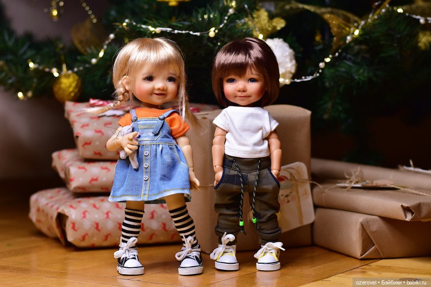 Елку нарядили, подарки приготовили.. устали.. присели отдохнуть | Бэйбики Елку нарядили, подарки приготовили.. устали.. присели отдохнуть