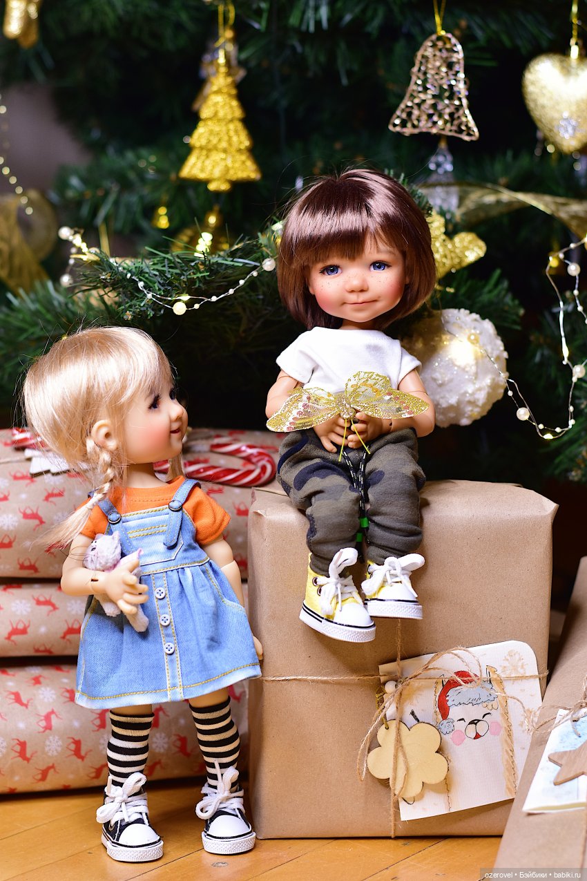 Елку нарядили, подарки приготовили.. устали.. присели отдохнуть | Бэйбики Елку нарядили, подарки приготовили.. устали.. присели отдохнуть (фото 4)