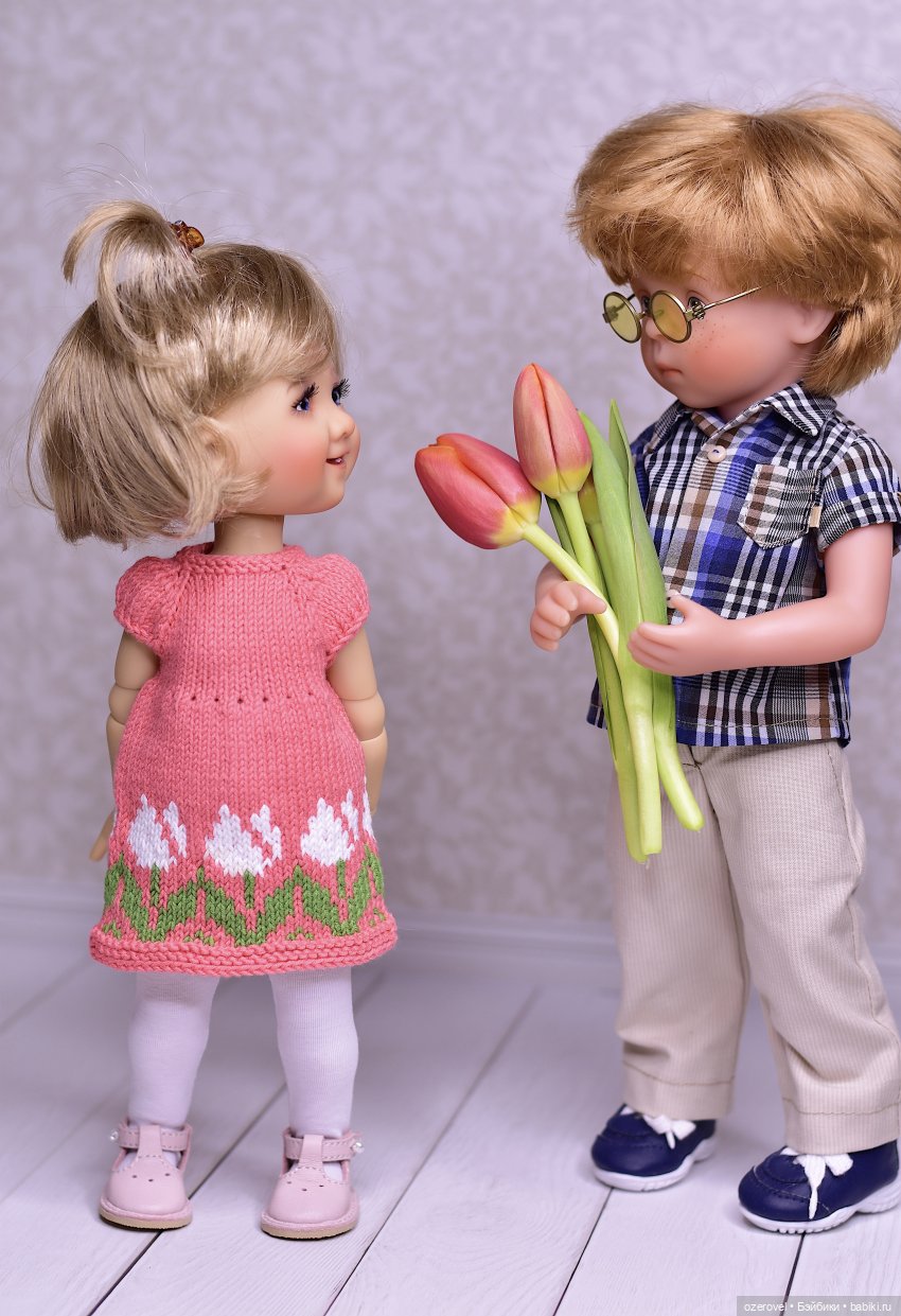 Кто сказал, что куклы не любят цветы (фото 5)