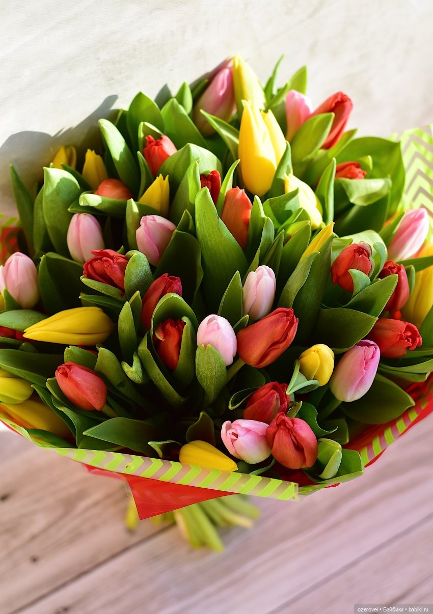 Кто сказал, что куклы не любят цветы