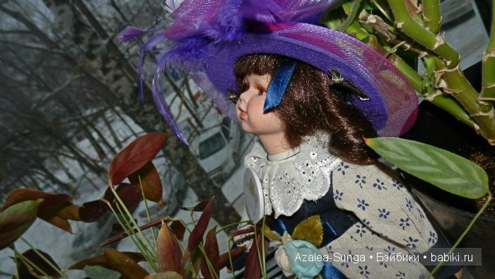 Мои фарфоровые куколки: Девочка Амелия и Клоун Томми (фото 3)