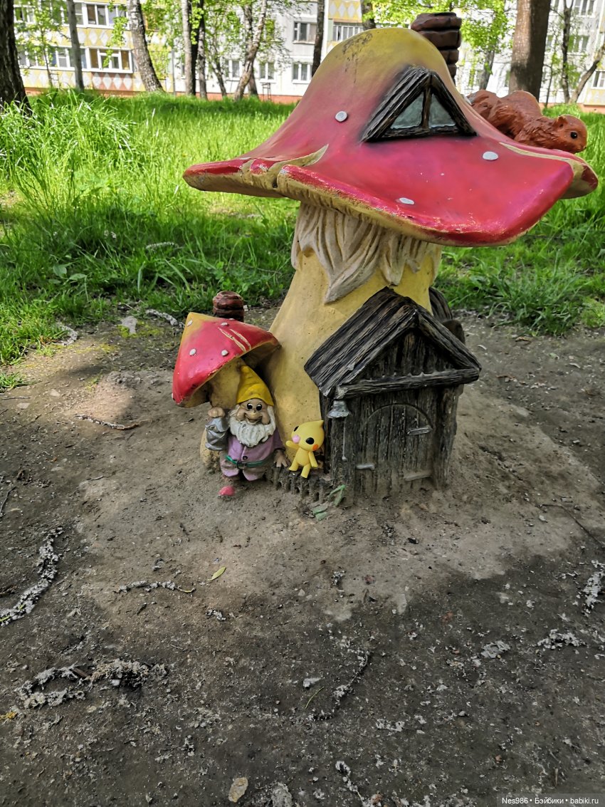 Девочка и попугай — Коллекционные игрушки и фигурки: Lego