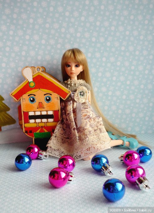 Новогодние подарки — Новый год и Рождество: праздничные фото кукол (фото 6)