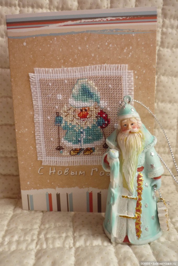 Новогодние подарки — Новый год и Рождество: праздничные фото кукол