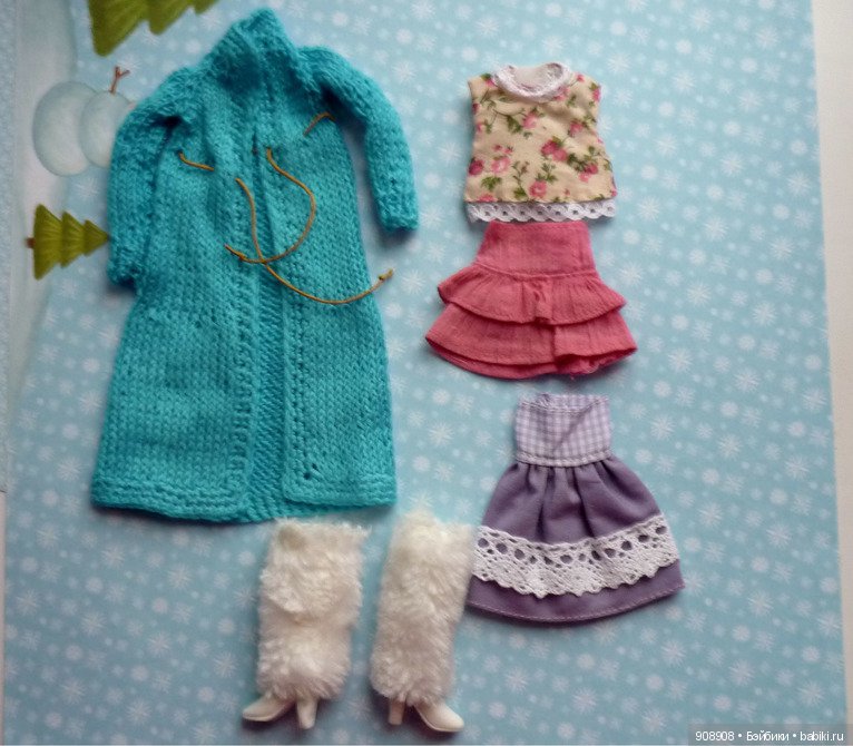 Новогодние подарки — Новый год и Рождество: праздничные фото кукол (фото 10)