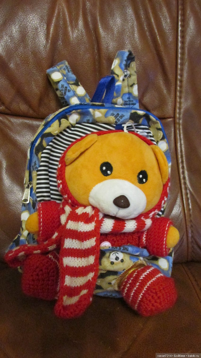 К Маше приехал Мишка в рюкзаке! Из одежды - тоненький шарфик и всё (фото 3)