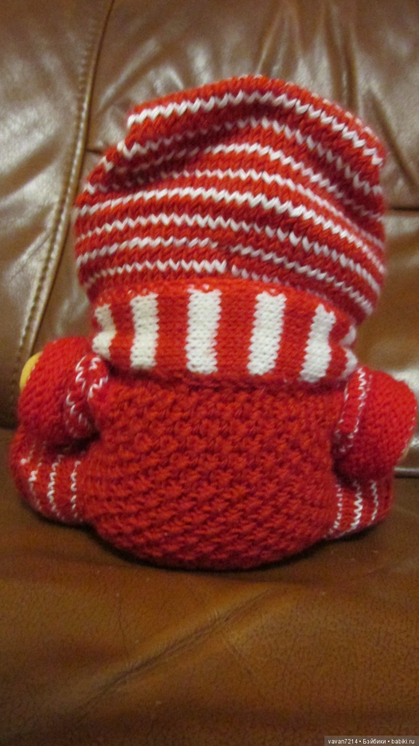 К Маше приехал Мишка в рюкзаке! Из одежды - тоненький шарфик и всё (фото 7)