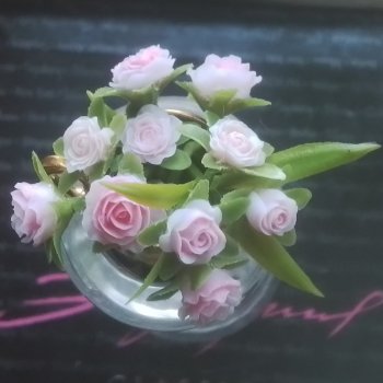 Розы маникюрные. Мини МК букета из роз к 8 марта