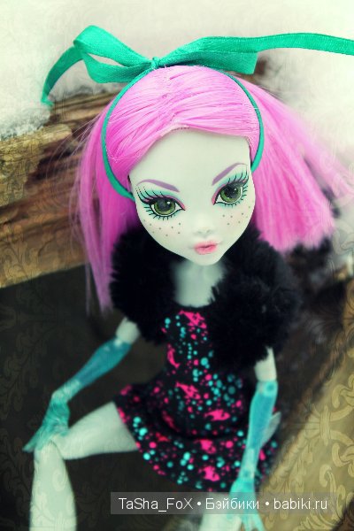 Рыбка среди снега — ООАК Monster High и Ever After High: репейнт (фото 2)