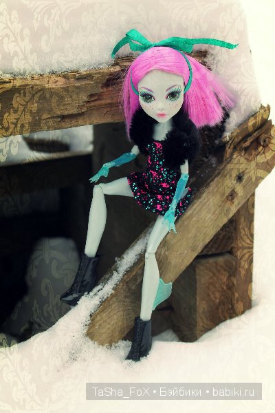 Рыбка среди снега — ООАК Monster High и Ever After High: репейнт
