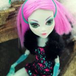 Рыбка среди снега