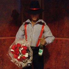 Мистер X поздравляет с праздником