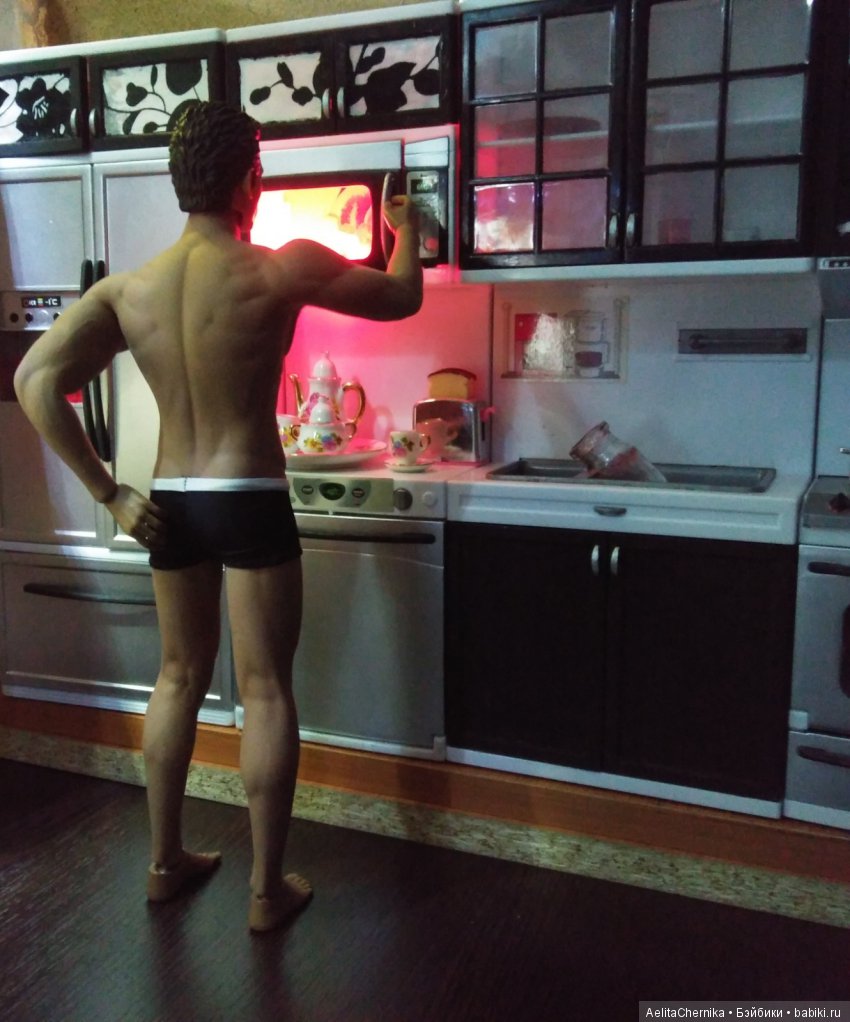 Ночной жрец, Phicen — Куклы Phicen (TBLeague/Фицен): бесшовные тела