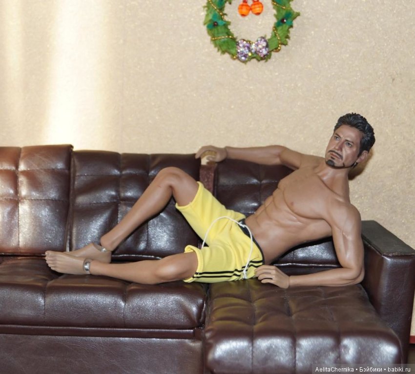 К нам приехал,наш любимый... мистер Роберт дорогооой