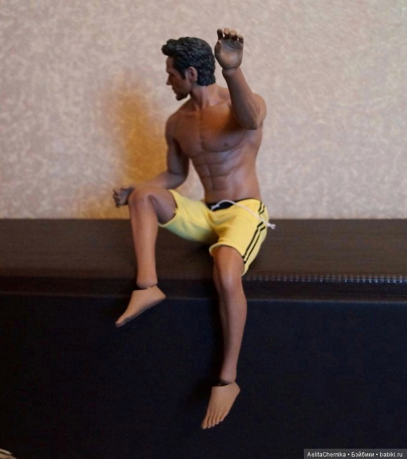 К нам приехал,наш любимый... мистер Роберт дорогооой