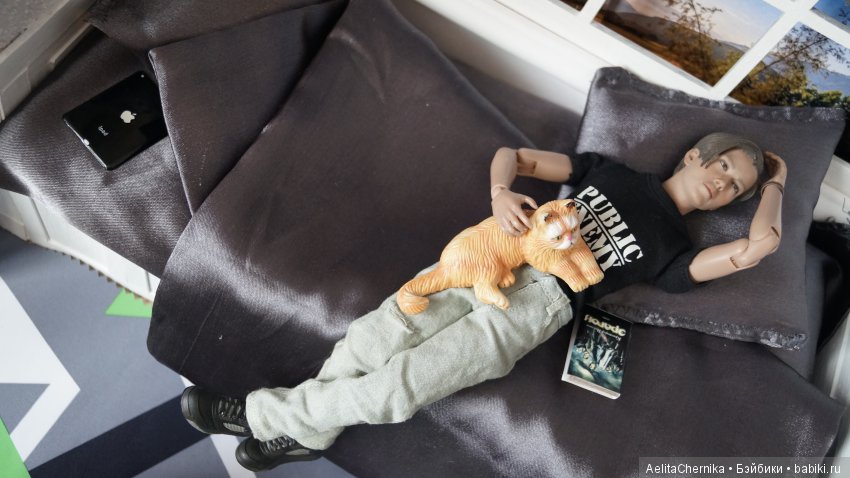 Комната Сэмми — Коллекционные экшн (фото 8)