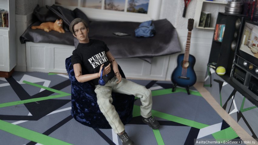 Комната Сэмми — Коллекционные экшн (фото 3)