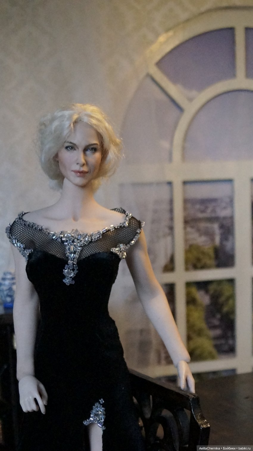 Кэтрин дома — Куклы Phicen (TBLeague/Фицен): бесшовные тела (фото 7)