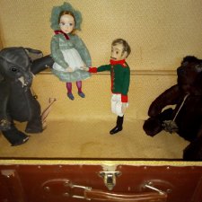 В старом сундуке