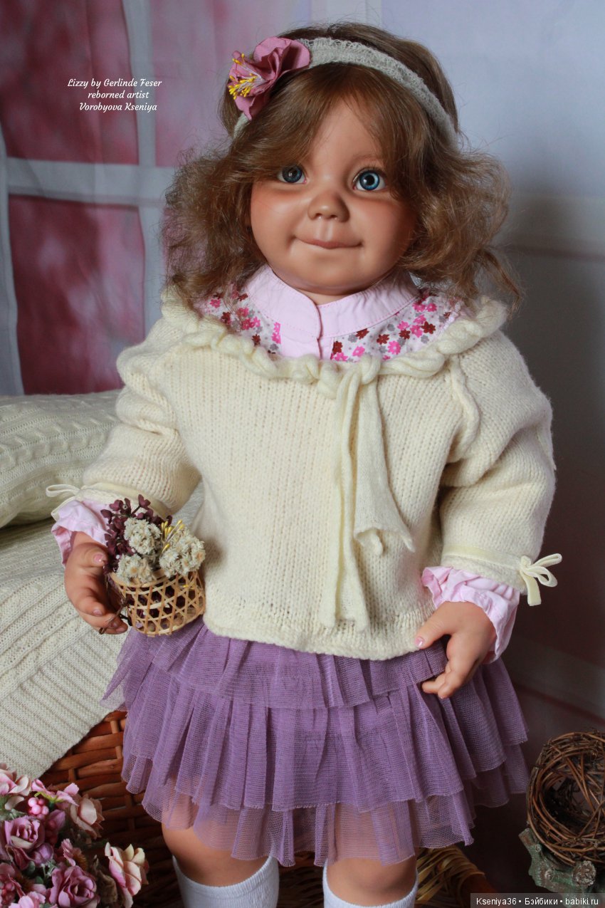 Ни разу не видела кукол из этого молда, поэтому купила его и