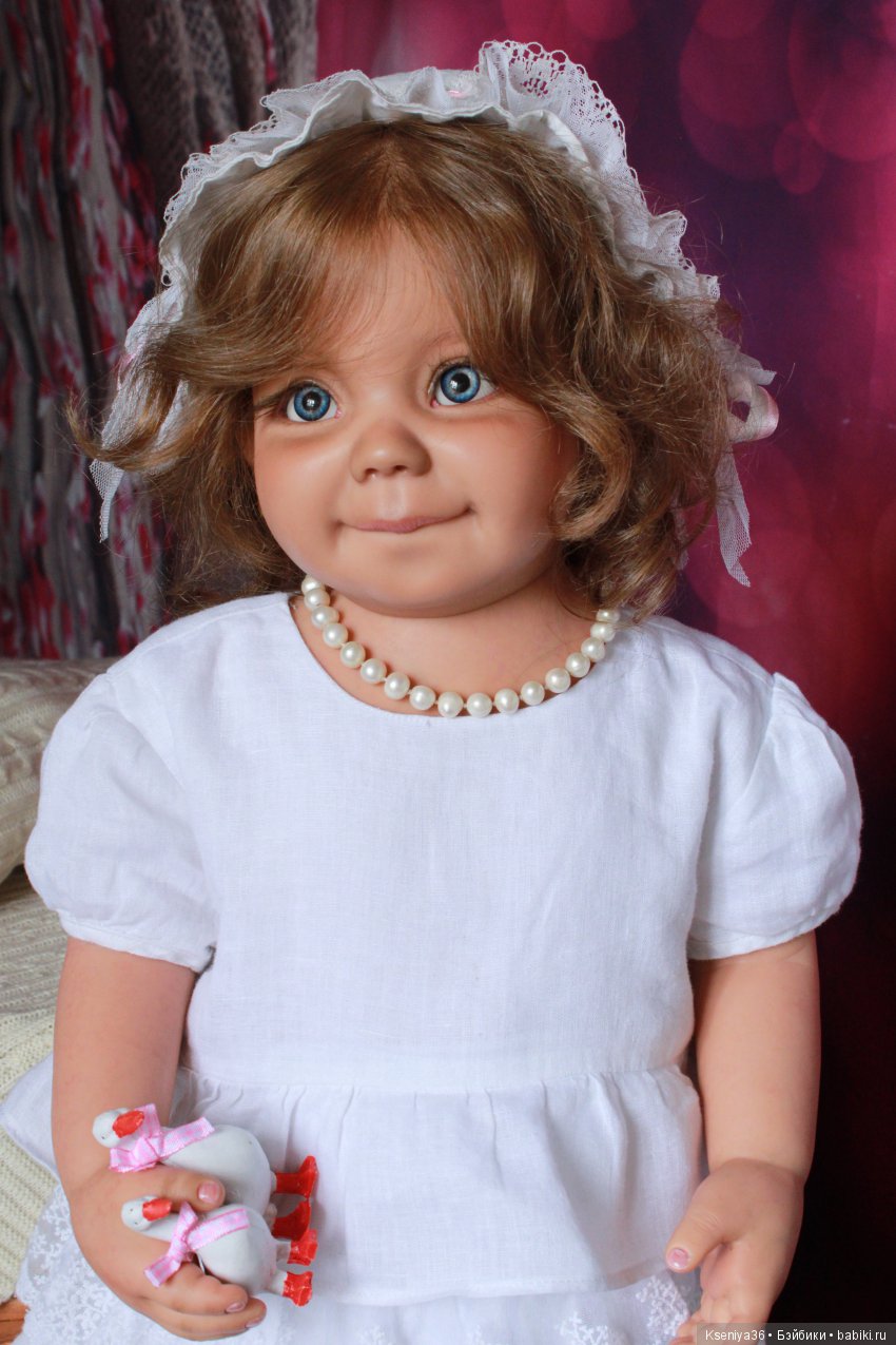 Ни разу не видела кукол из этого молда, поэтому купила его и