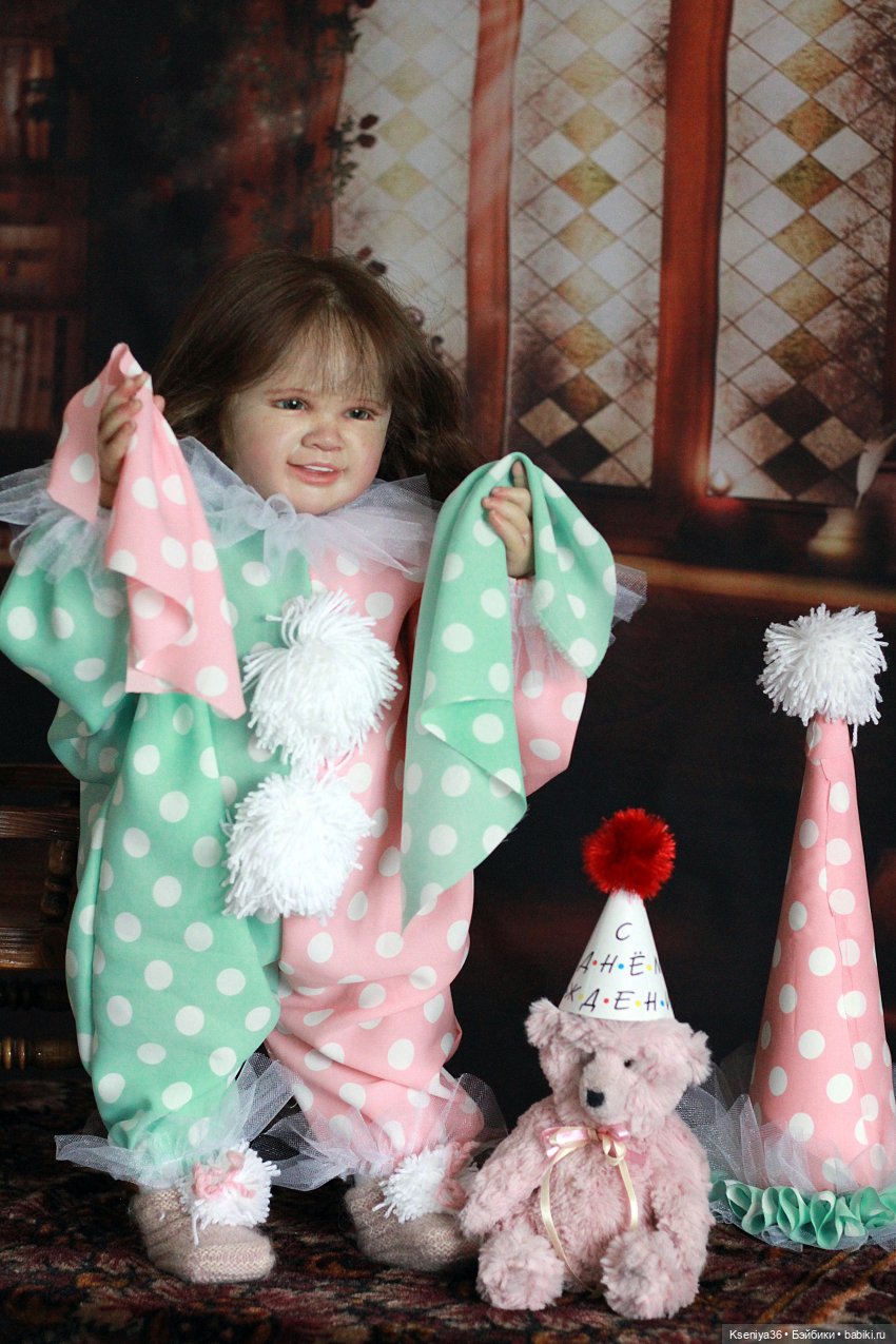 День Рождения мишки. Рената играет (фото 4)