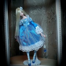 Авторская шарнирная кукла по имени Алиса