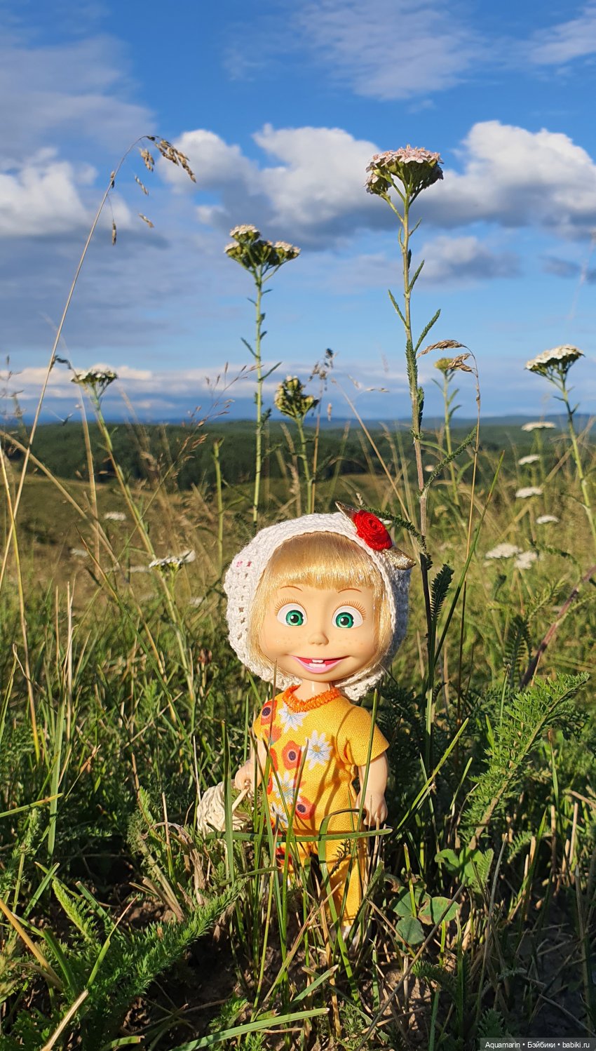 Машка в лесу — Куклы Маша и Медведь (Simba): Маша в кармашке