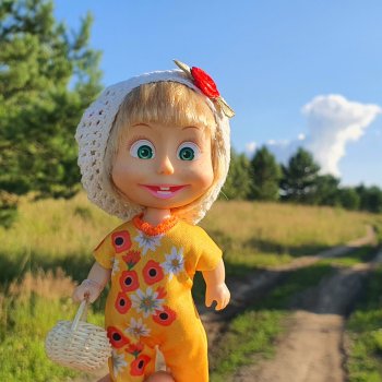 Машка в лесу.