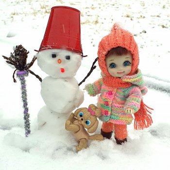 Лепим снеговика)