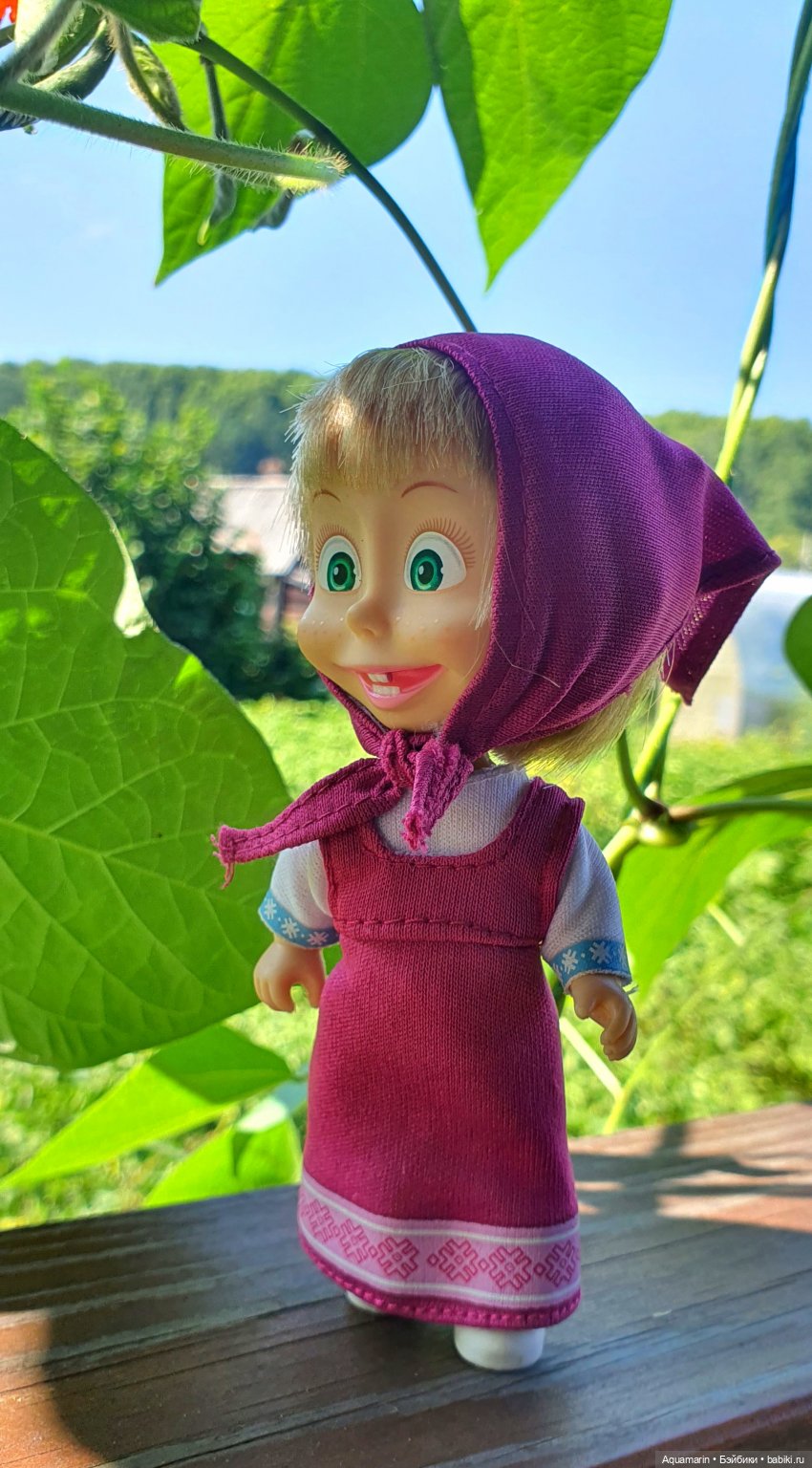 Лето, ах, лето — Куклы Маша и Медведь (Simba): Маша в кармашке (фото 9)