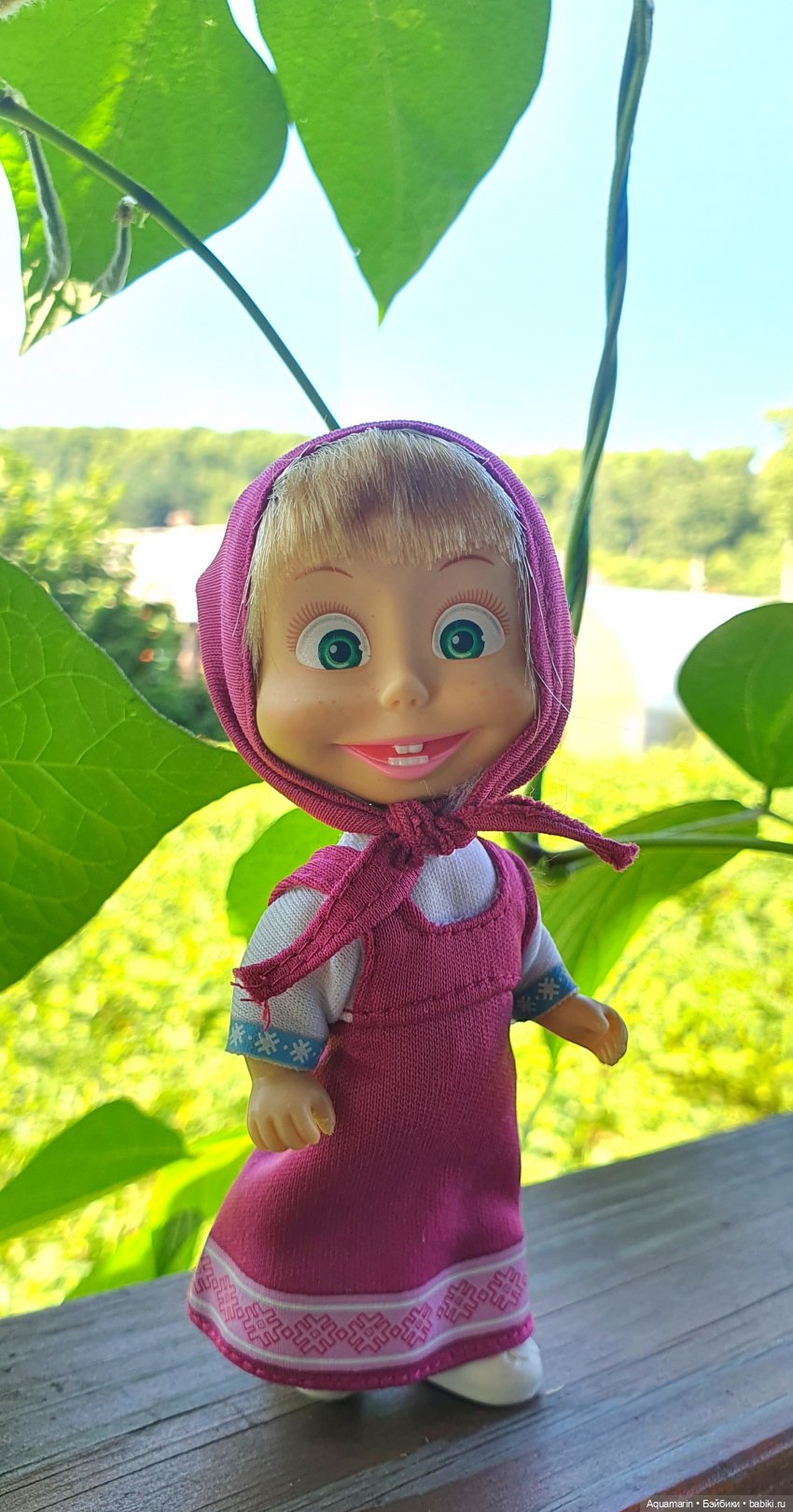 Лето, ах, лето — Куклы Маша и Медведь (Simba): Маша в кармашке (фото 7)