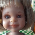 Клео со светло- карими глазами