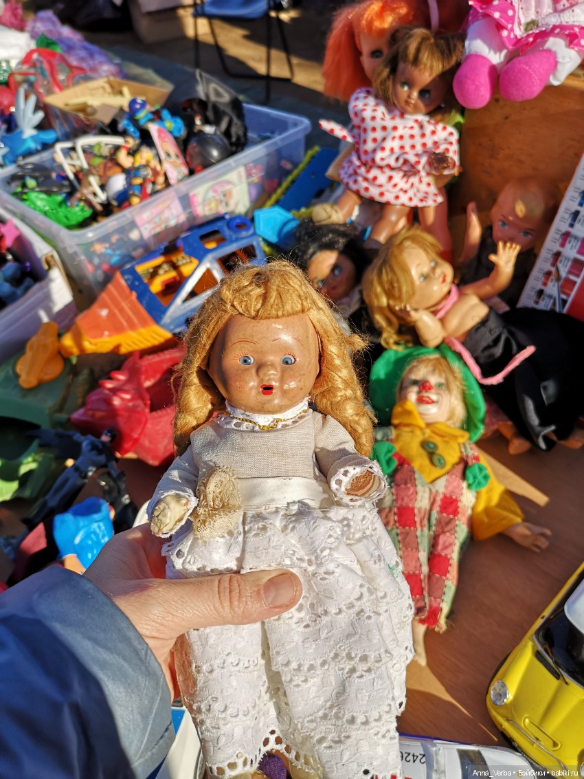 Помогите опознать куклу — Опознание антикварных кукол: поиск по клейму