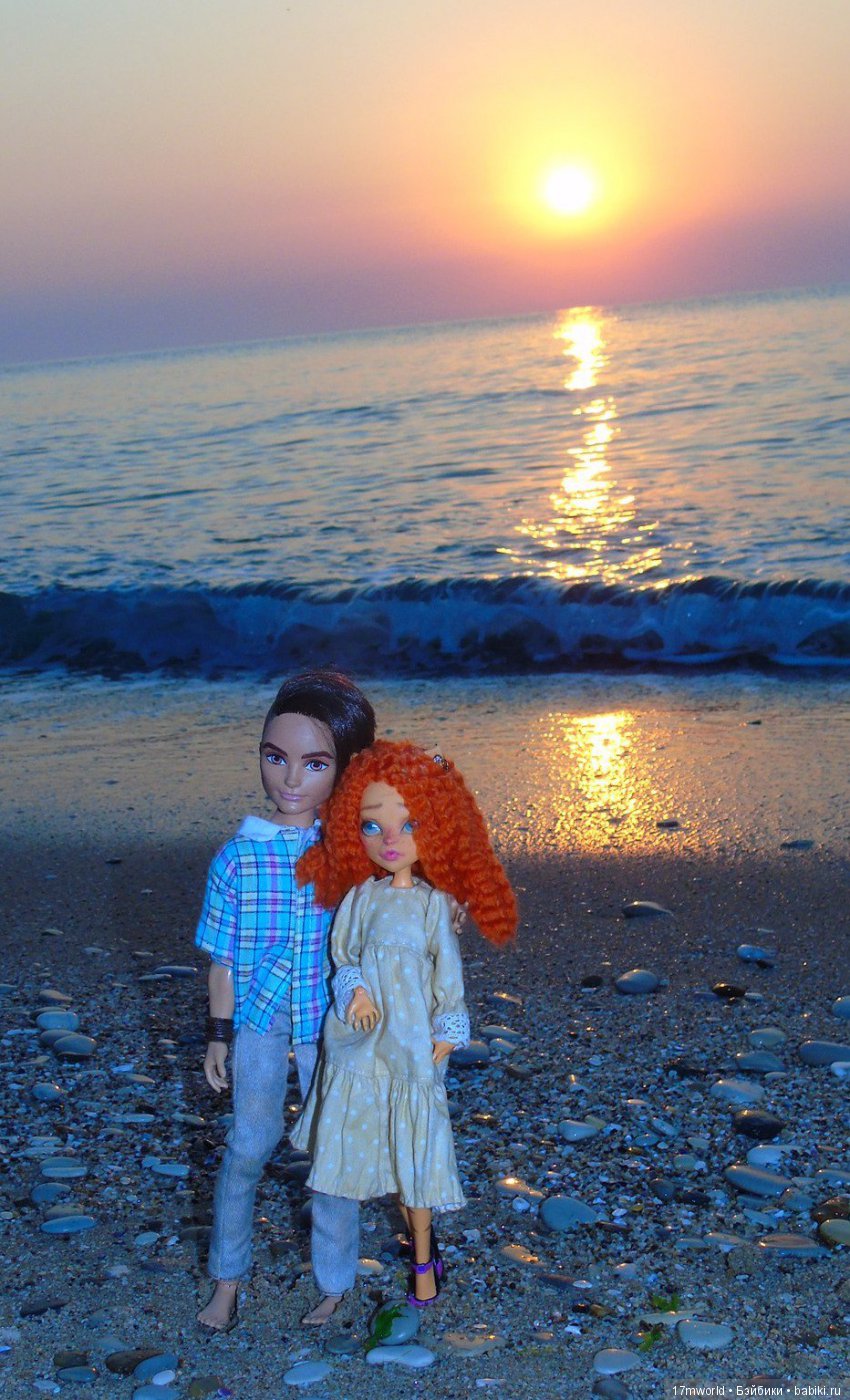 Новая куколка и её первый рассвет у моря (фото 2)