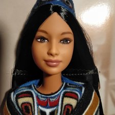 Распаковка Native American Barbie Doll, Northwest Coast, 1999