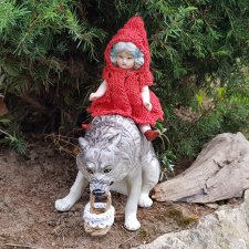 Новая девочка Красная шапочка